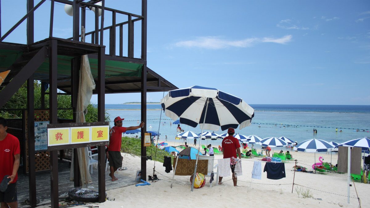 瀬底ビーチ（瀬底島） シュノーケリング